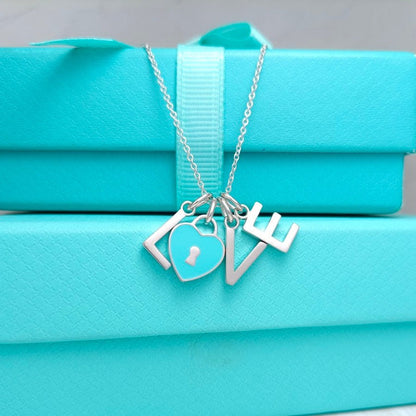 [Spark Jewels]LOVE TEXT PEDANT NECKLACE