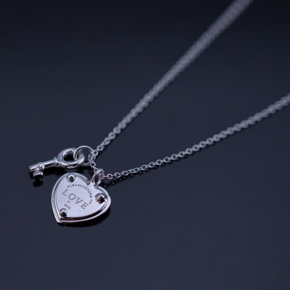 [Spark Jewels]KEY AND HEART SILVER NECKLACE