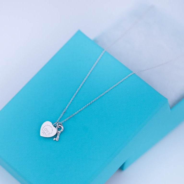[Spark Jewels]KEY AND HEART SILVER NECKLACE