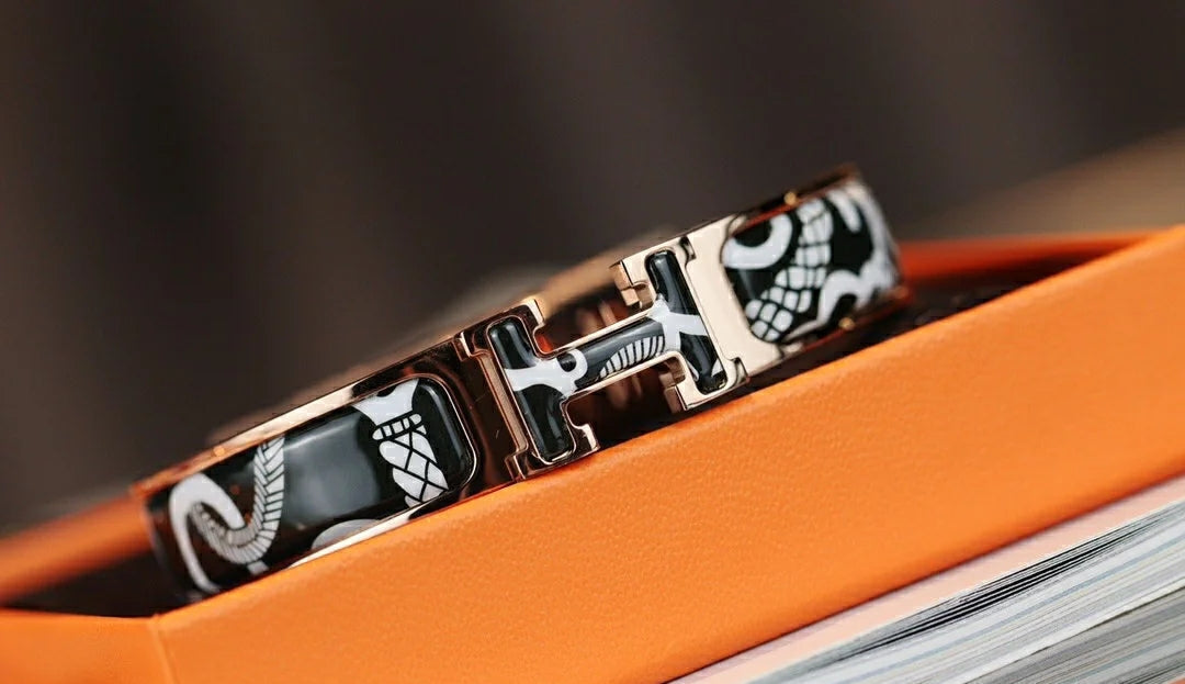 [⭐Spark]H TARTAN BRACELET 12MM