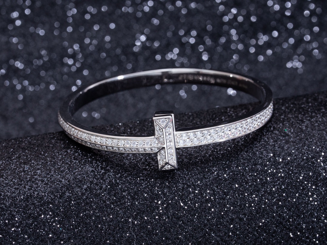 [Spark Jewels]WIDE DIAMONDS HINGED BANGLE SILVER