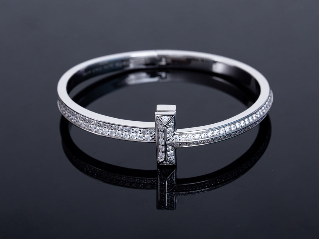 [Spark Jewels]WIDE DIAMONDS HINGED BANGLE SILVER