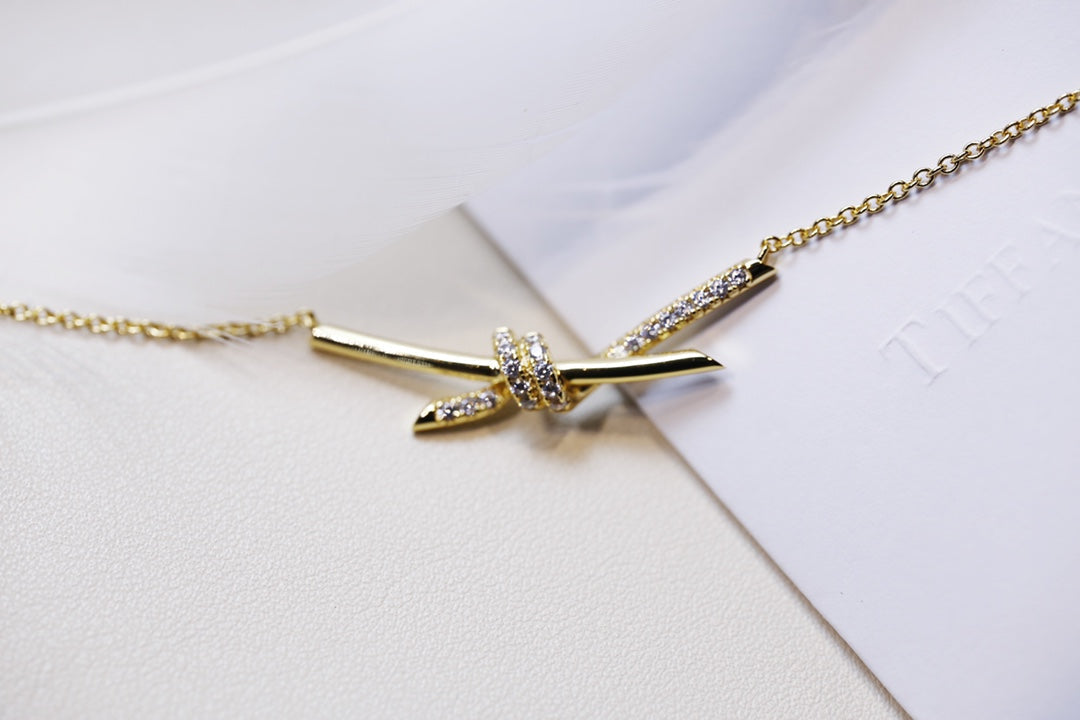 [Spark Jewels]KNOT NECKLACE GOLD DIAMONDS