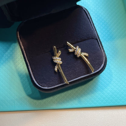 [Spark Jewels]KNOT EARRINGS GOLD DIAMOND