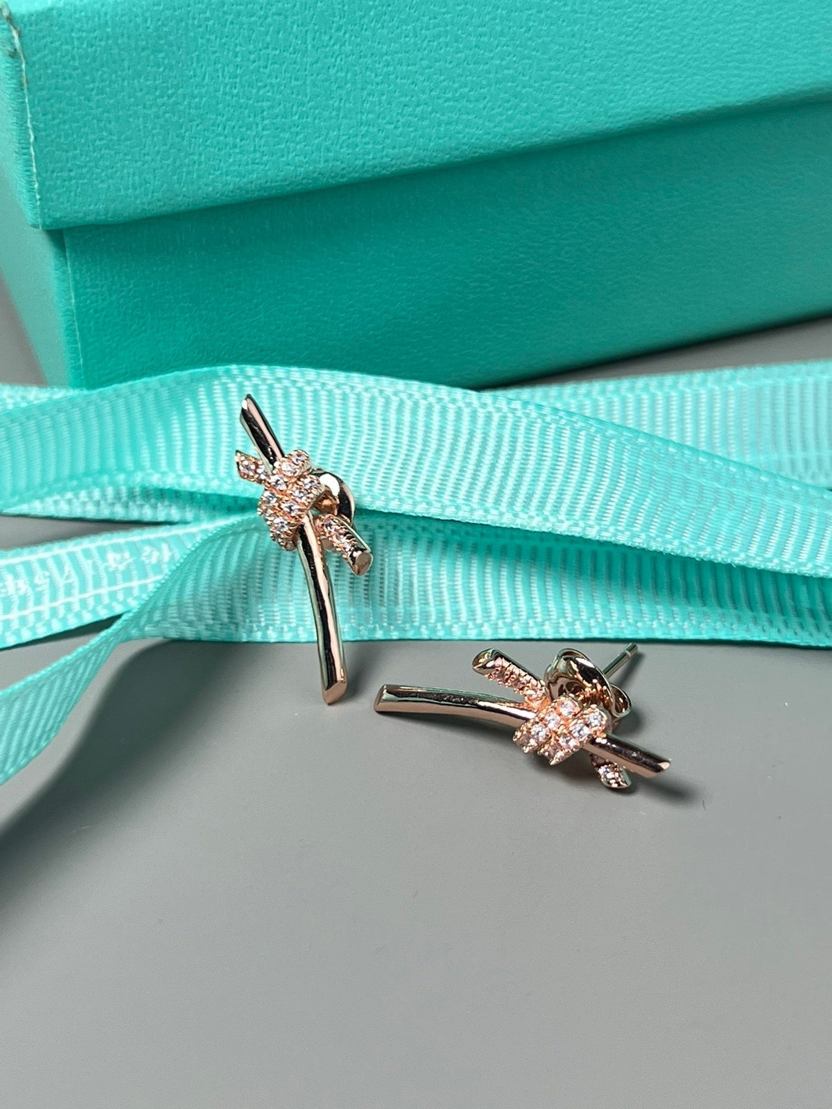 [Spark Jewels]KNOT EARRINGS PINK GOLD DIAMOND