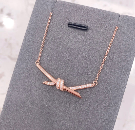 [Spark Jewels]KNOT NECKLACE DIAMONDS