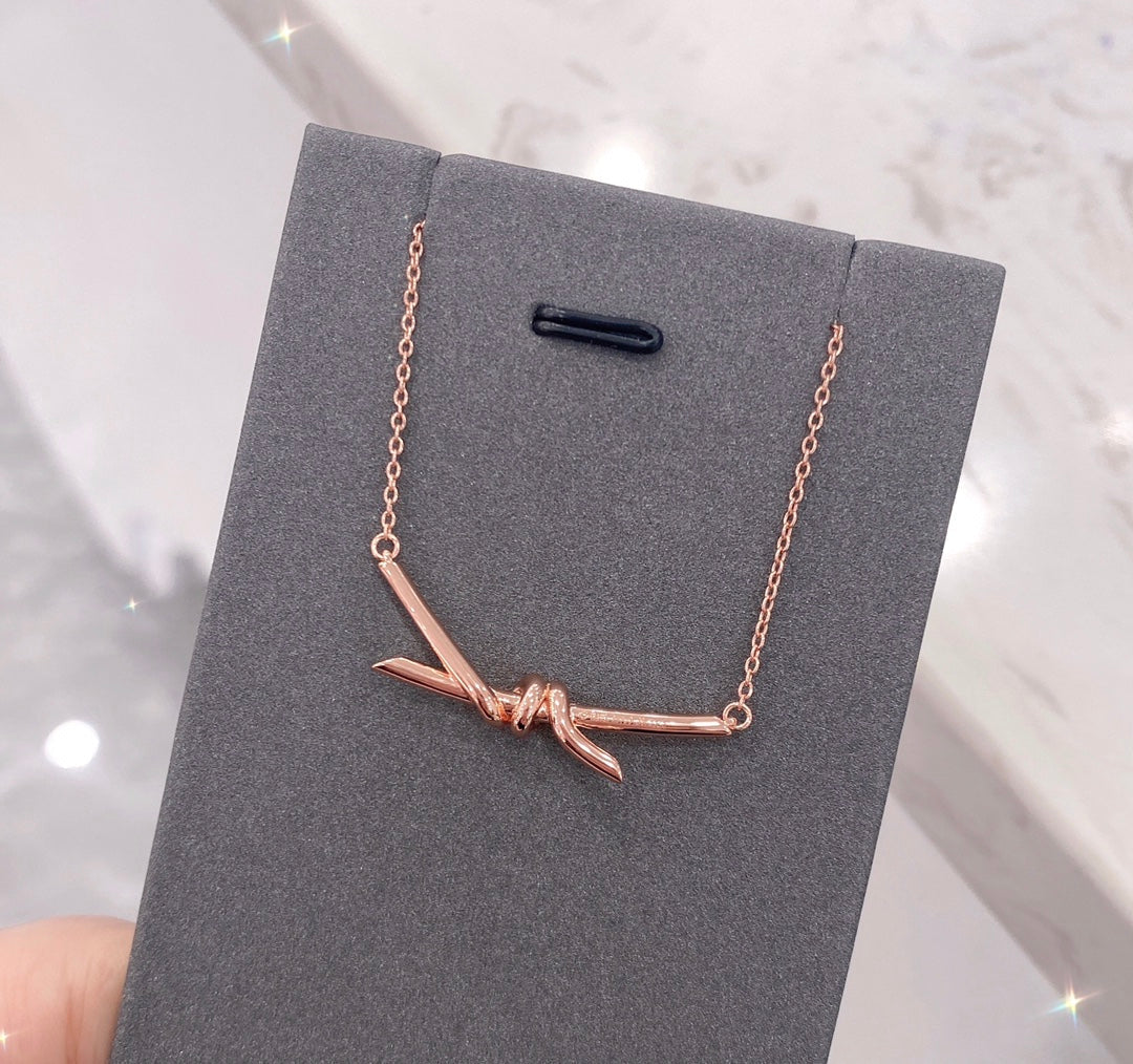 [Spark Jewels]KNOT NECKLACE DIAMONDS