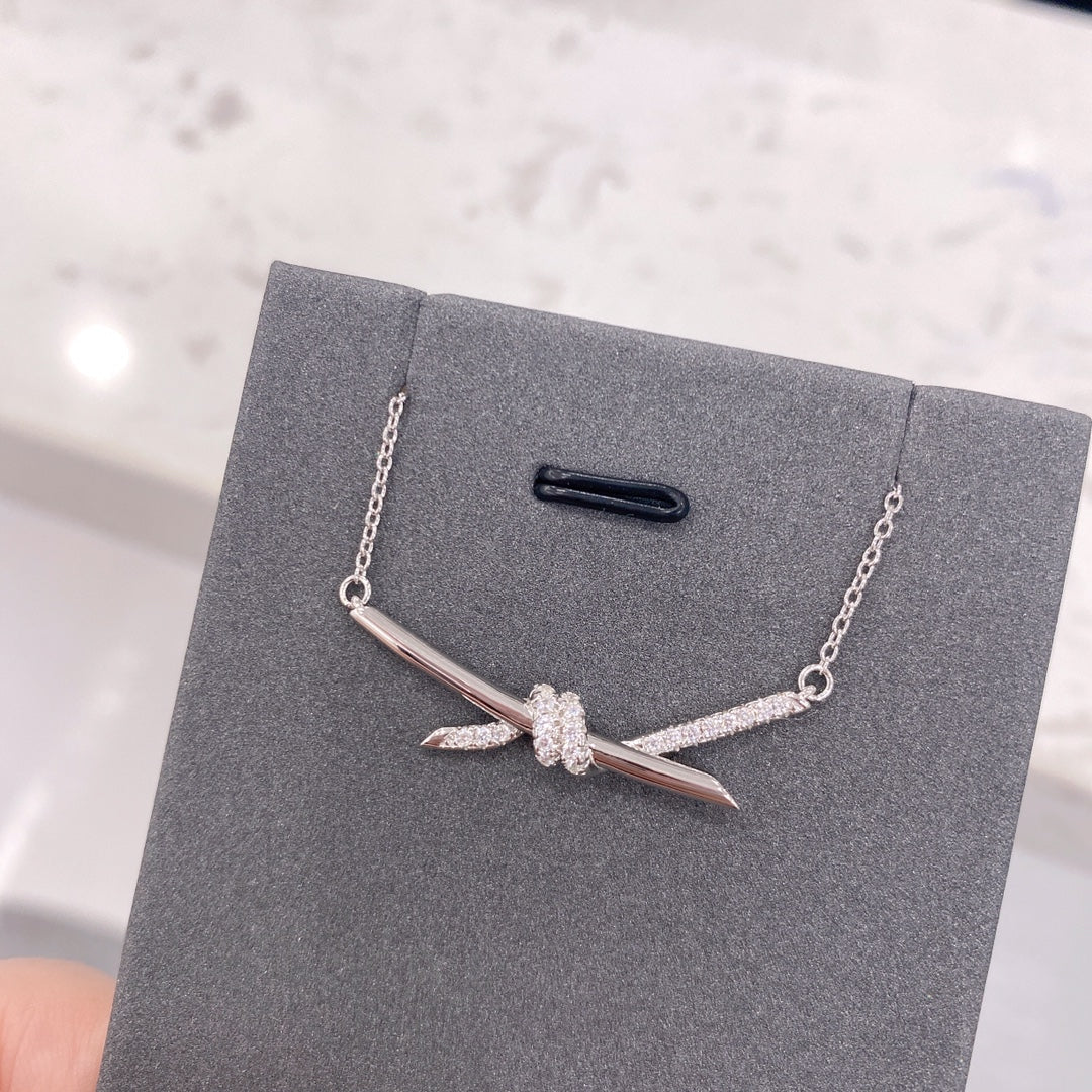 [Spark Jewels]KNOT NECKLACE DIAMONDS