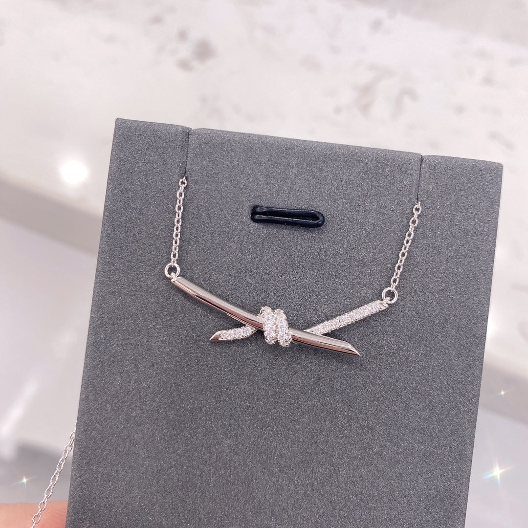 [Spark Jewels]KNOT NECKLACE DIAMONDS