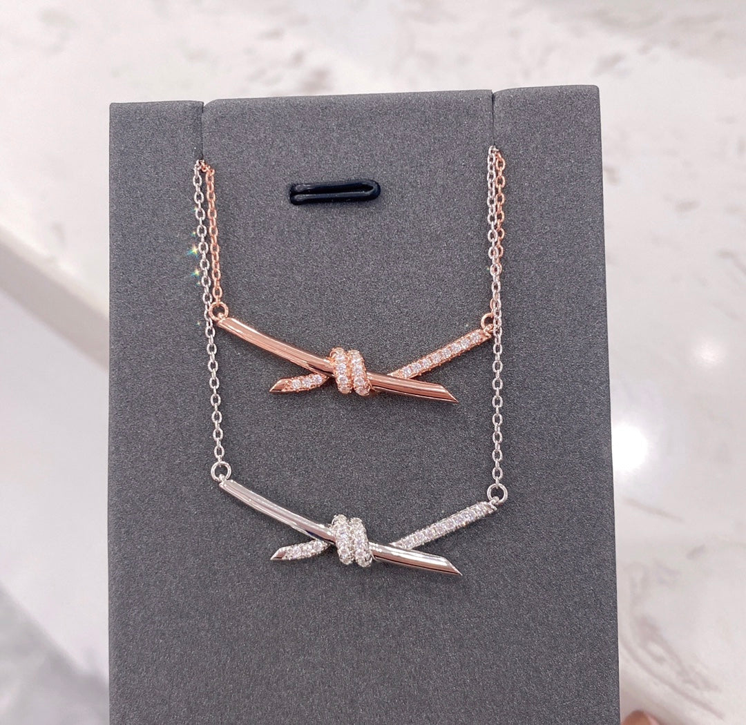 [Spark Jewels]KNOT NECKLACE DIAMONDS