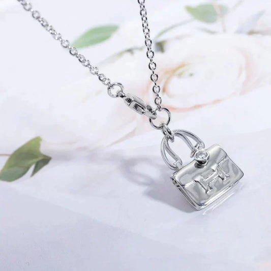 [⭐Aura]AMULETTE PEDANT SILVER NECKLACE