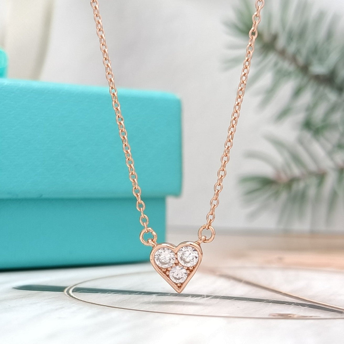 [Spark Jewels]HEART 3 DIAMONDS PEDANT NECKLACE
