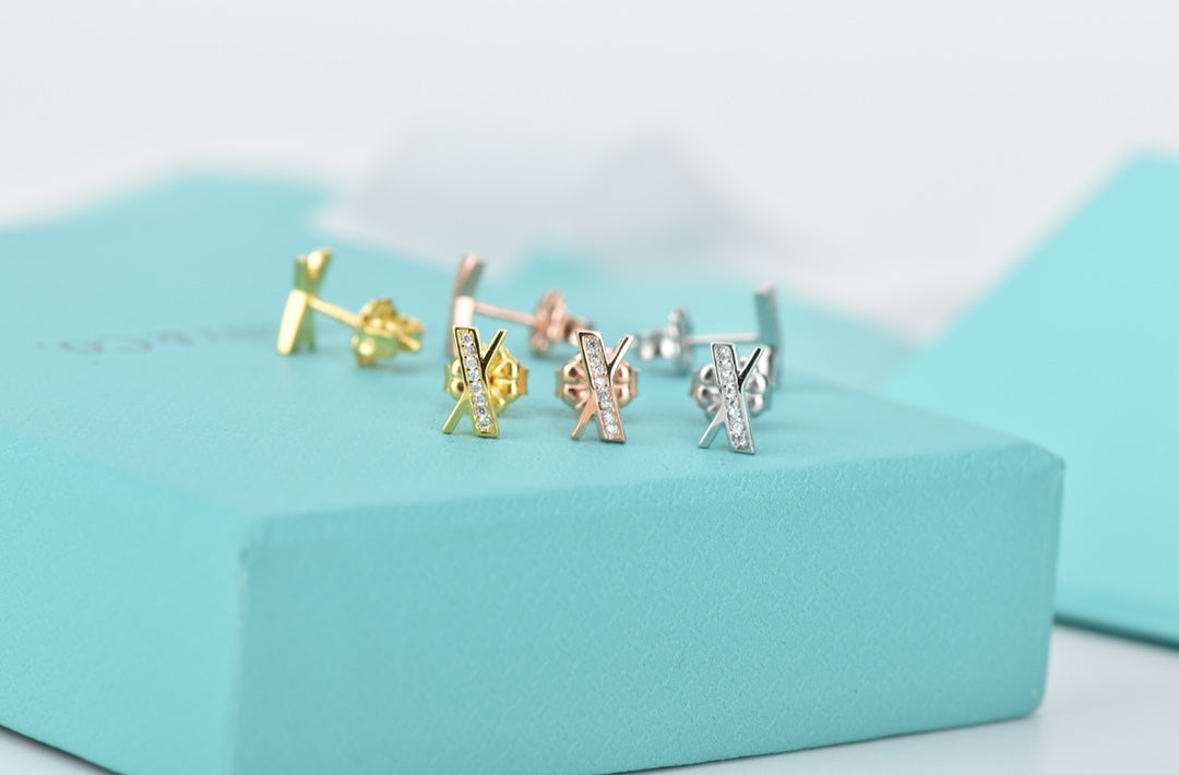 [Spark Jewels]ATLAS DIAMOND STUD EARRINGS