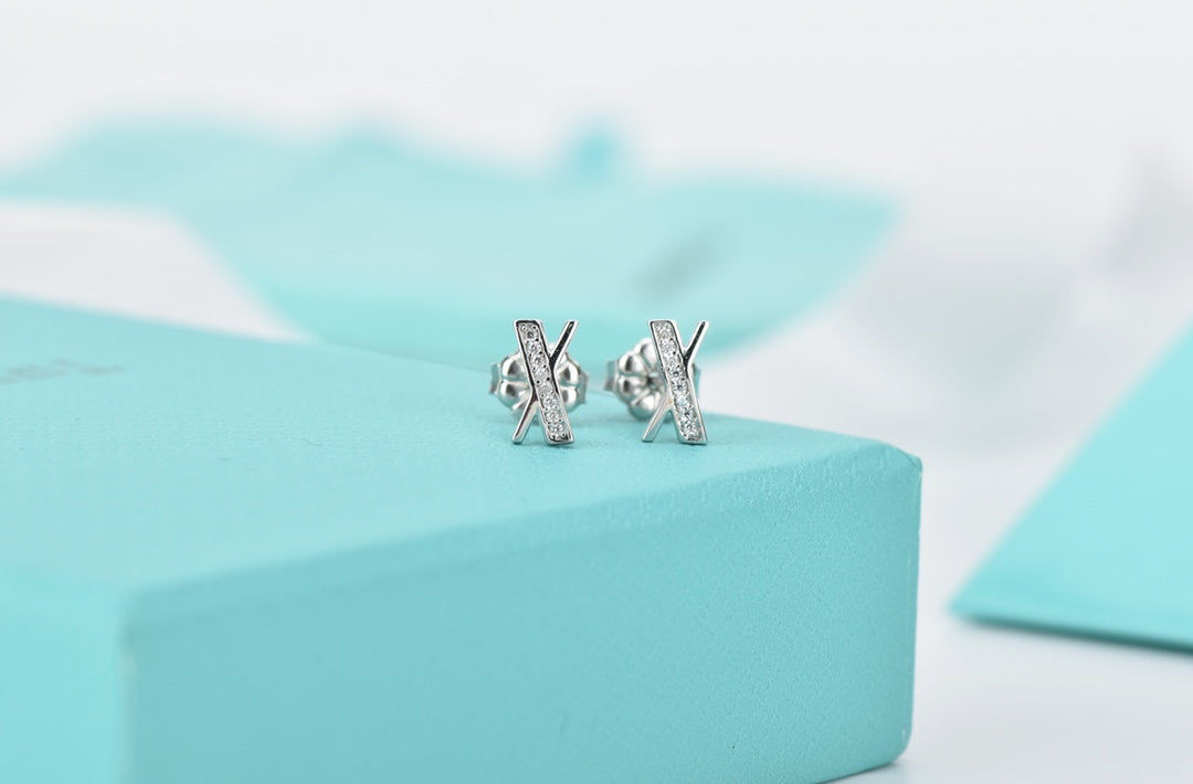 [Spark Jewels]ATLAS DIAMOND STUD EARRINGS