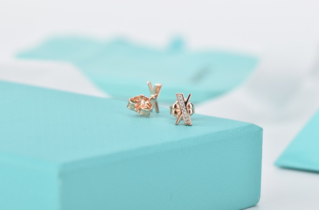 [Spark Jewels]ATLAS DIAMOND STUD EARRINGS