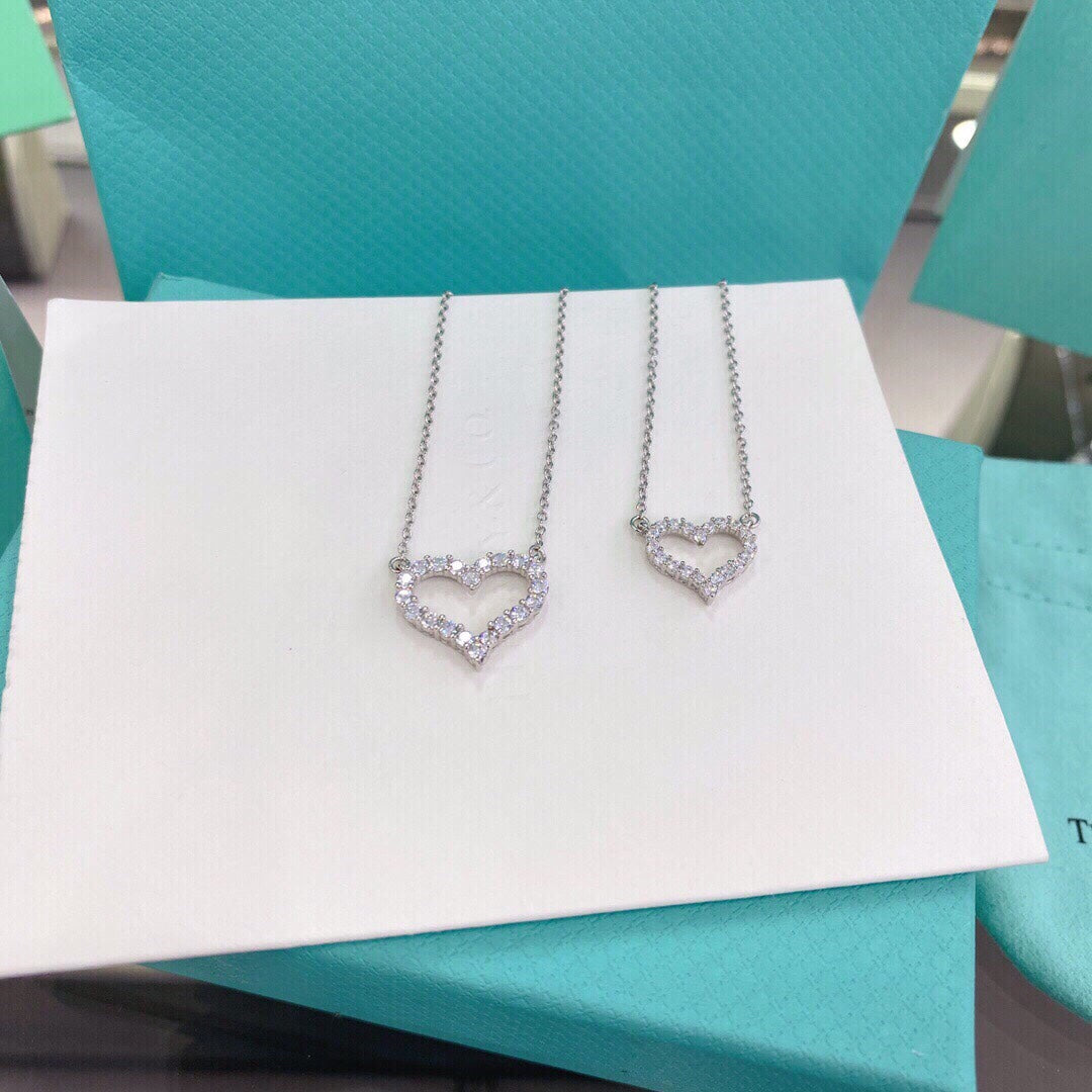 [Spark Jewels]HEART-SHAPED DIAMOND NECKLACE