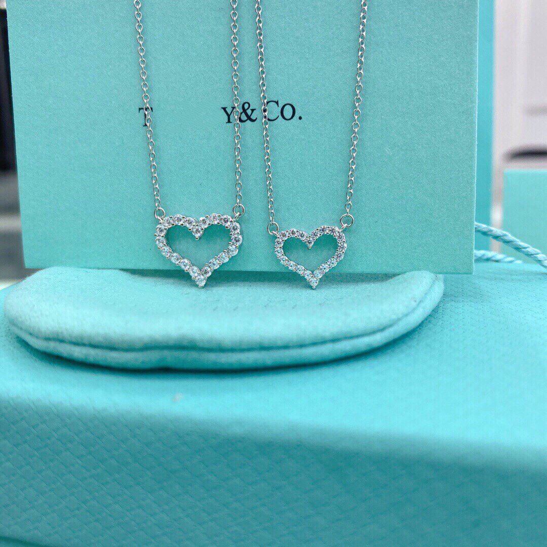 [Spark Jewels]HEART-SHAPED DIAMOND NECKLACE