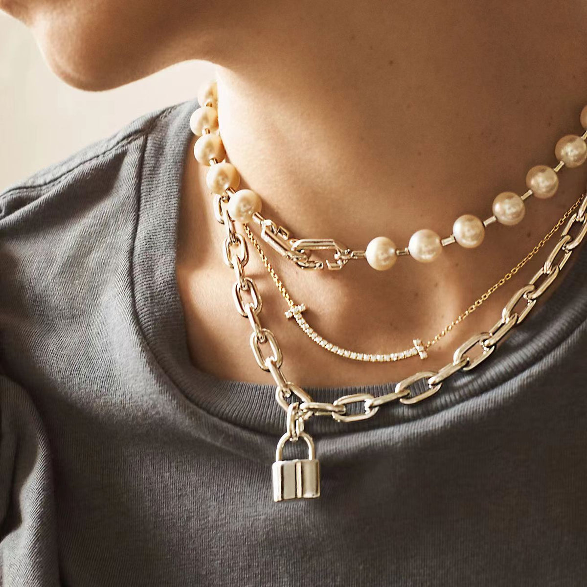 [Spark Jewels]HARDWEAR PEARL WRAP NECKLACE