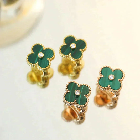 [⭐Aura]CLOVER MEDIUM 1 MOTIFS MALACHITE DIAMOND EARRINGS