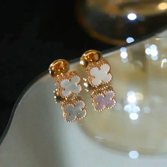 [⭐Aura]CLOVER MINI 9.5MM WHITE MOP EARRINGS