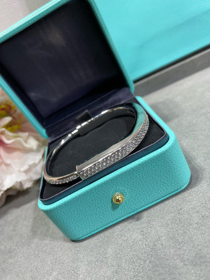 [Spark Jewels]LOCK BRACELET DIAMOND PAVED