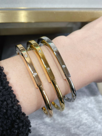 [Spark Jewels]LOCK BRACELET 8 DIAMOND