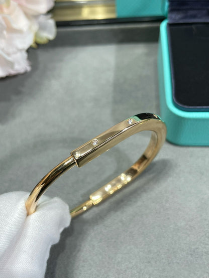 [Spark Jewels]LOCK BRACELET 8 DIAMOND