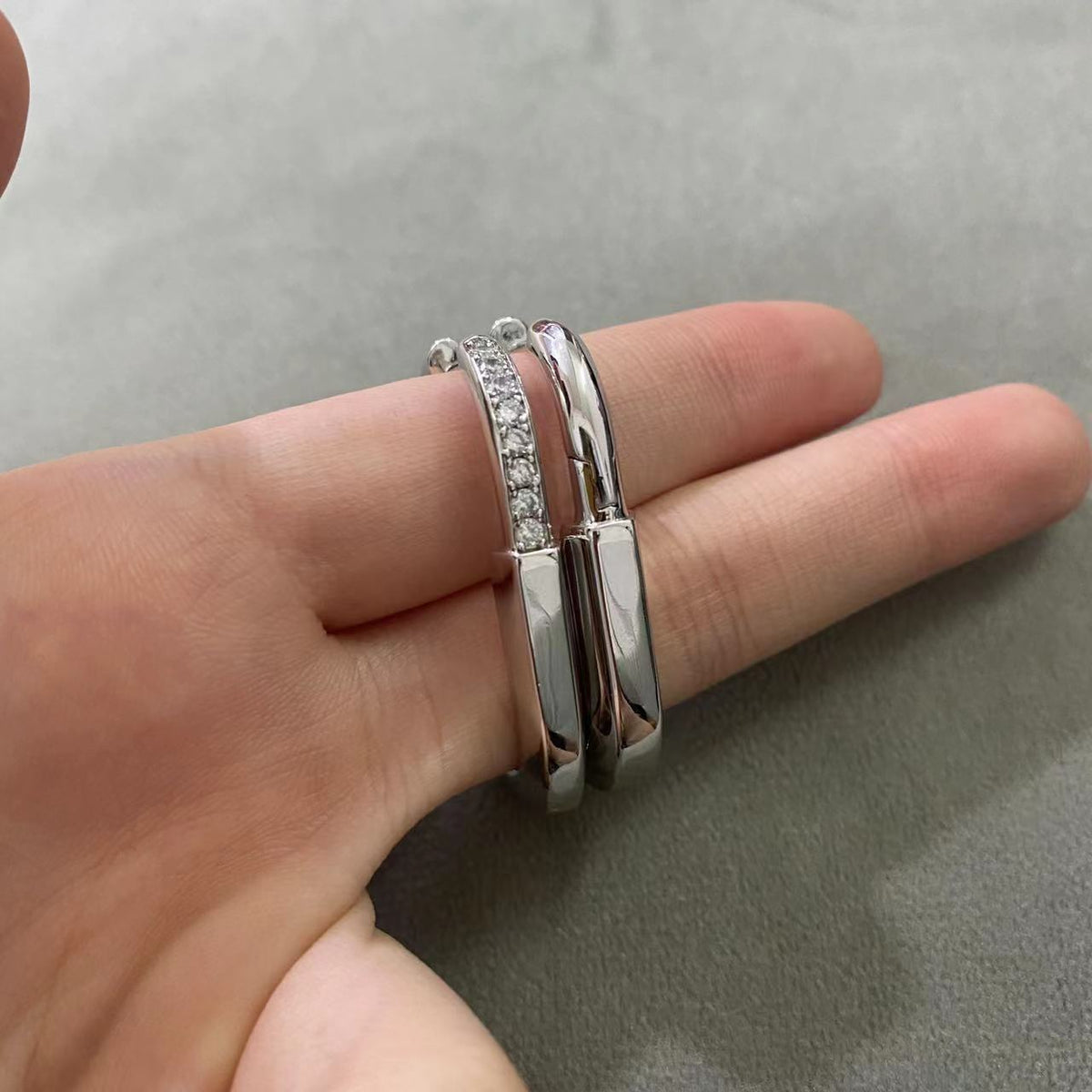 [Spark Jewels]LOCK MEDIUM DIAMNOND EARRINGS