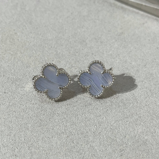 [⭐Aura]CLOVER CHALCEDONY SILVER STUD EARRINGS