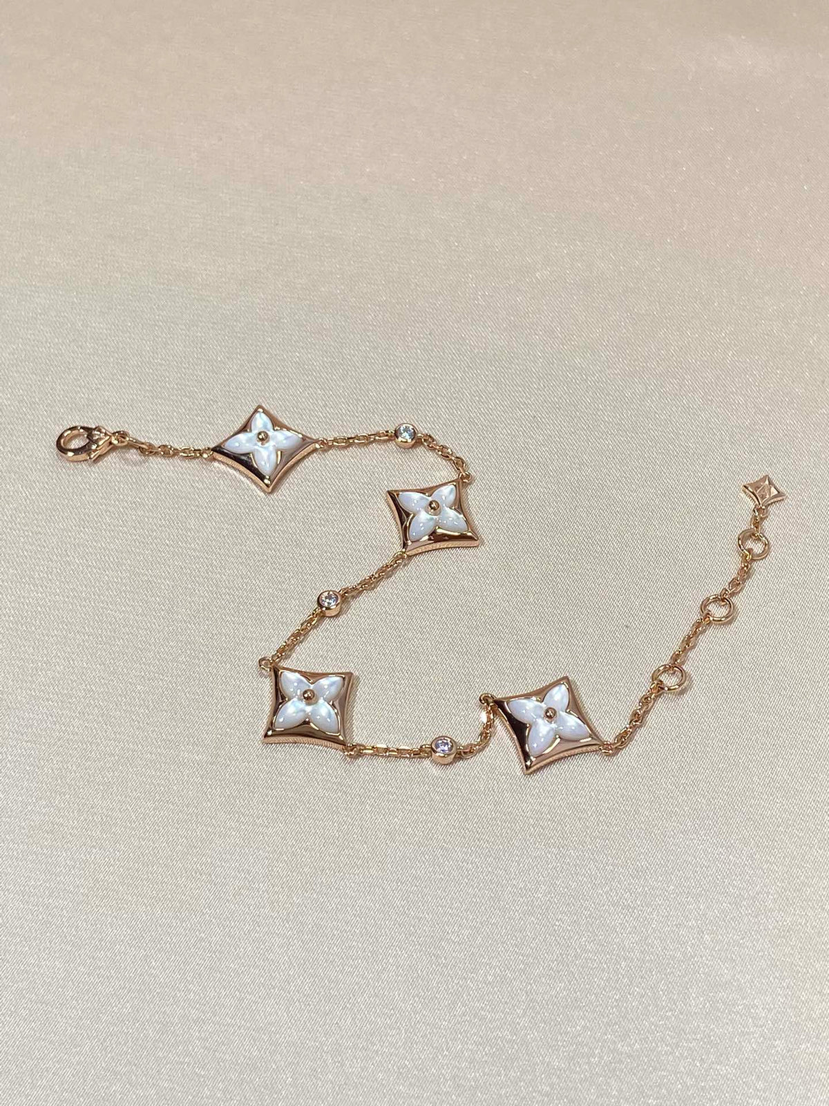 [Spark]STAR 4 MOTIF MOP DIAMOND PINK GOLD BRACELET