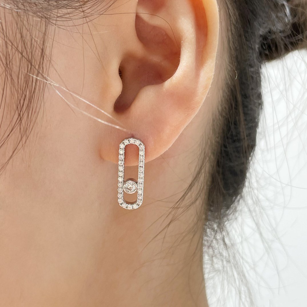 [⭐Aura]MOVE UNO STUD DIAMOND PAVED EARRINGS