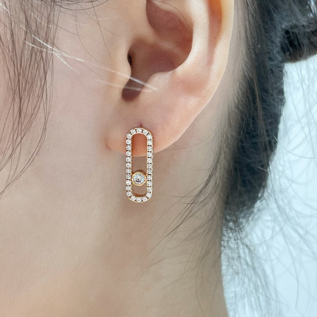 [⭐Aura]MOVE UNO STUD DIAMOND PAVED EARRINGS