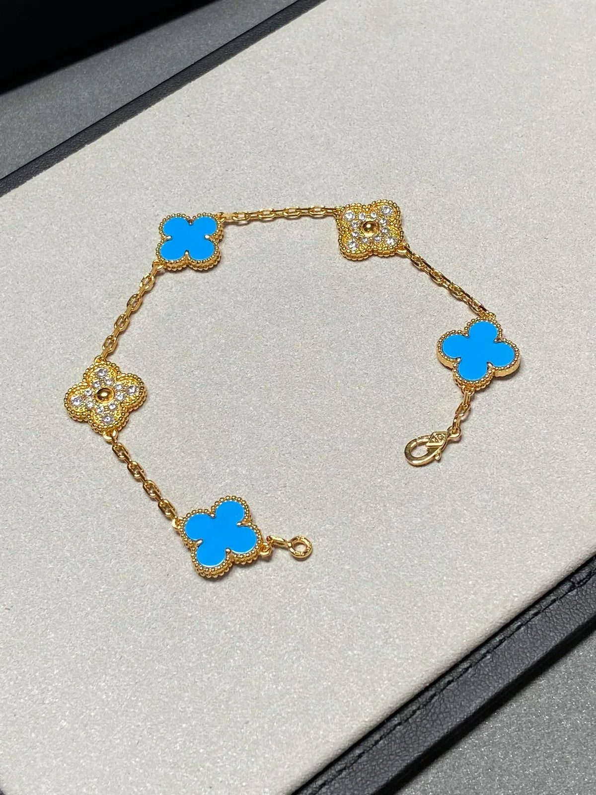 [Spark] CLOVER 5 MOTIF BLUE AGATE BRACELET COLLECTION