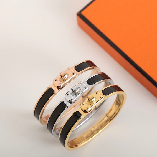 [⭐Aura]HM KELLY BLACK BRACELET