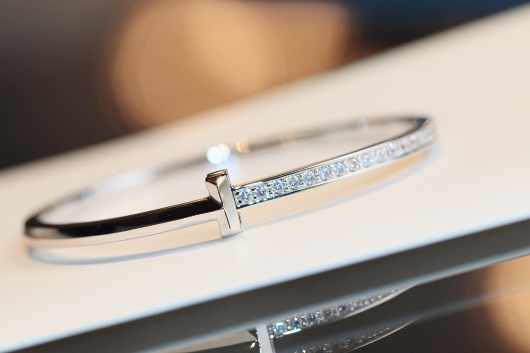 [Spark Jewels]NARROW T1 HINGED BANGLE DIAMOND SILVER