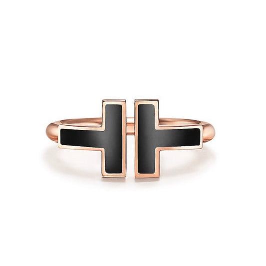[Spark Jewels]T SMALL ONYX PINK GOLD RING