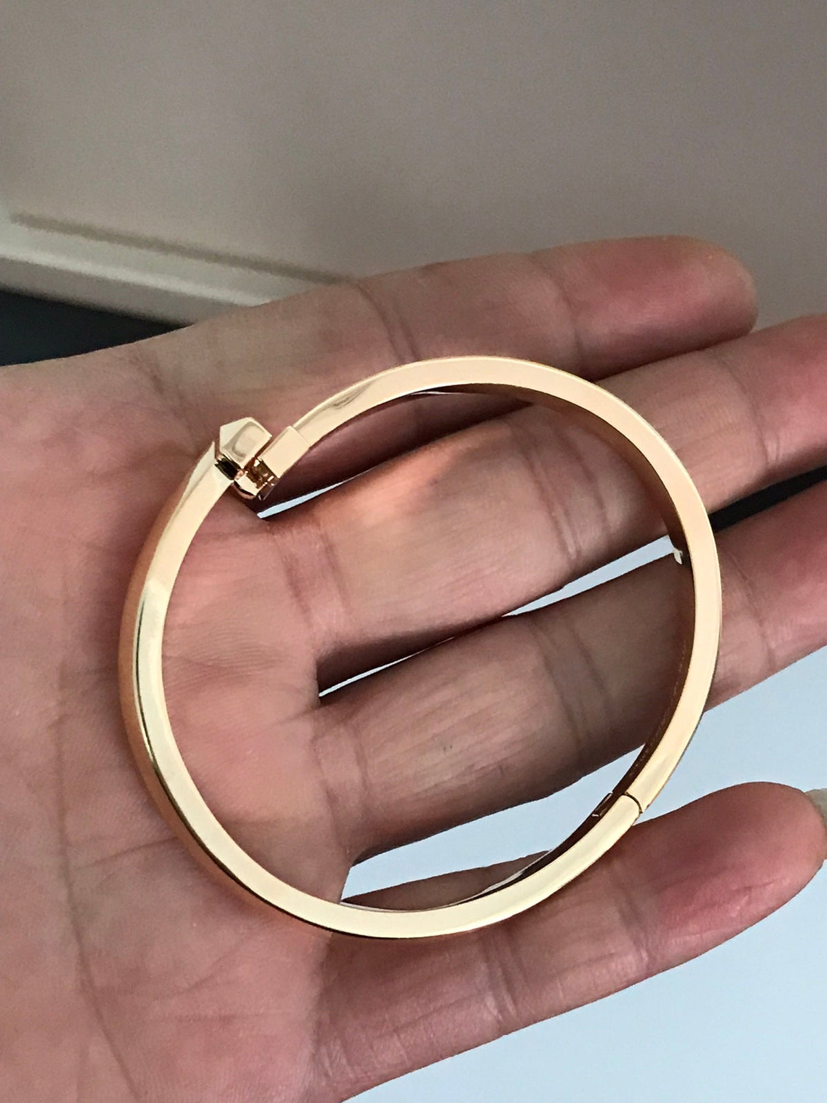 [Spark Jewels]T1 WIDE DIAMOND HINGED BANGLE PINK GOLD