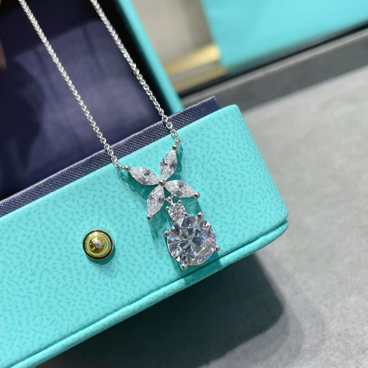 [Spark Jewels]VICTORIA PENDANT SILVER DIAMOND NECKLACE