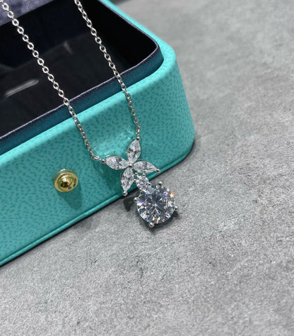[Spark Jewels]VICTORIA PENDANT SILVER DIAMOND NECKLACE