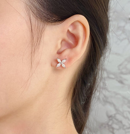 [Spark Jewels]VICTORIA SILVER DIAMOND STUD MINI EARRINGS