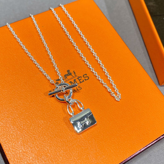 [⭐Aura]CONSTANCE PEDANT SILVER NECKLACE