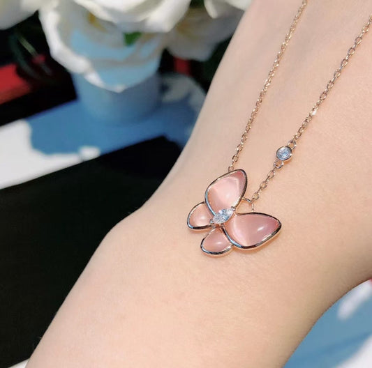 [⭐Aura]BUTTERFLY PINK MOTHER-OF-PEARL DIAMOND NECKLACE