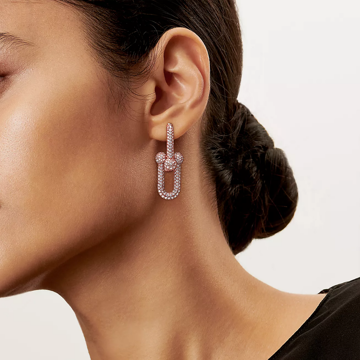 [Spark Jewels]LARGE LINK EARRINGS PINK GOLD WITH PAVED DIAMONDS