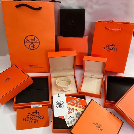[⭐Aura]HM BRACELET NECKLACE RING BOX GIFT BAG