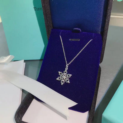 [Spark Jewels]STERLING SILVER SNOWFLAKE PENDANT NECKLACE