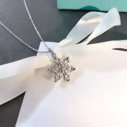 [Spark Jewels]STERLING SILVER SNOWFLAKE PENDANT NECKLACE