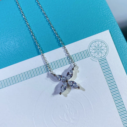 [Spark Jewels]PLATINUM AND DIAMOND VICTORIA PENDANT NECKLACE