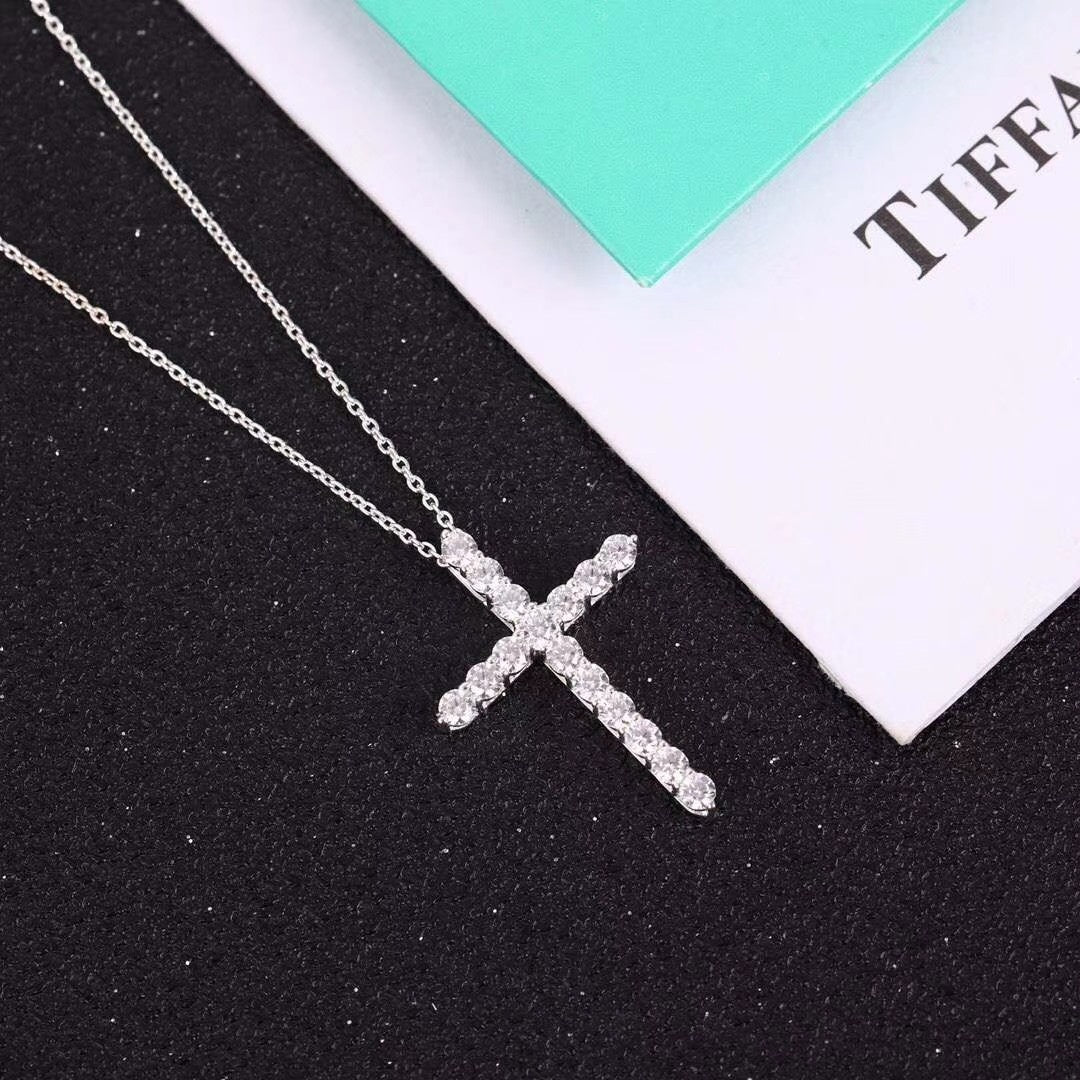 [Spark Jewels]MOISSANITE STONE CROSS PENDANT NECKLACE SIMULATED DIAMOND CROSS CHOKER