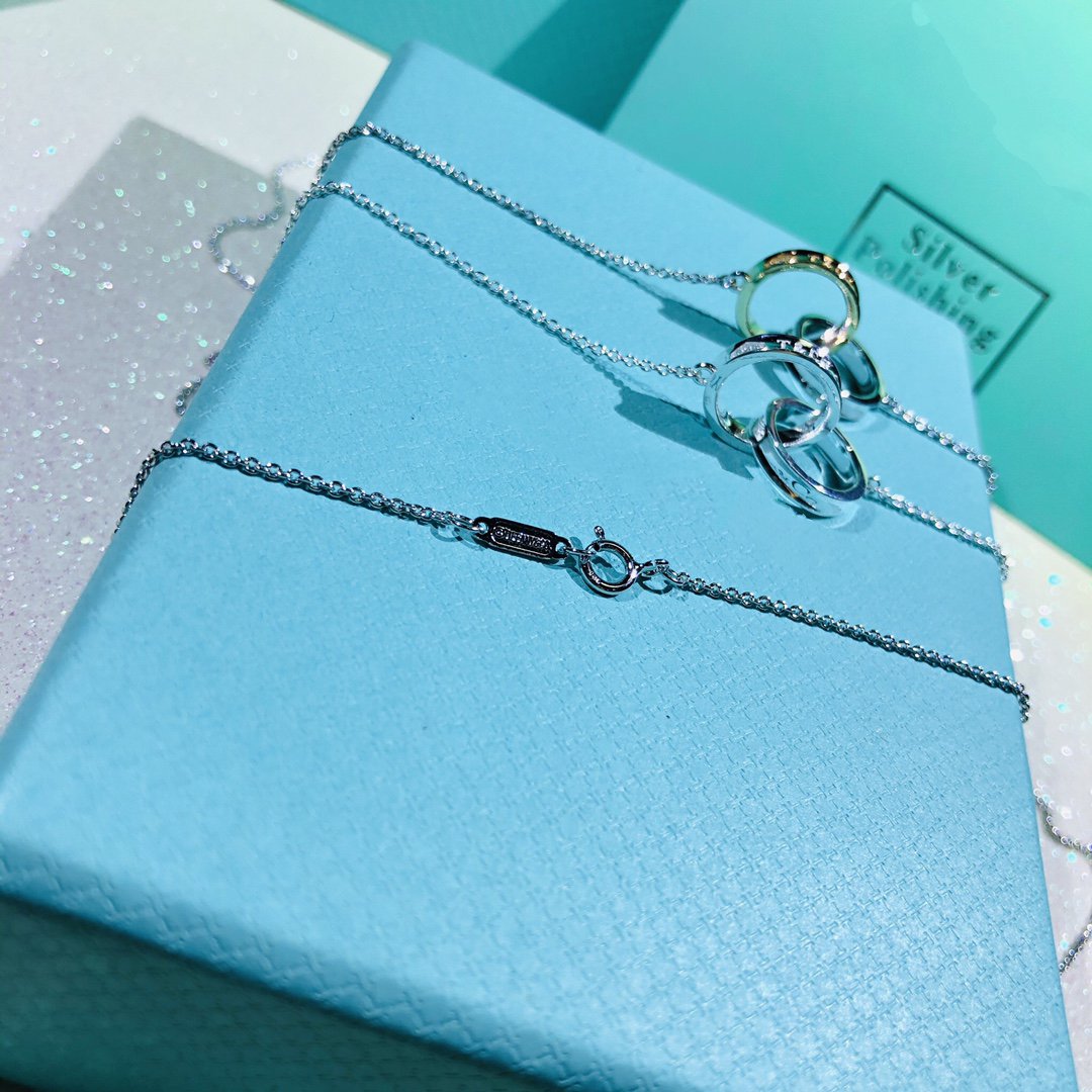 [Spark Jewels]INTERLOCKING CIRCLES PENDANT SMALL NECKLACE
