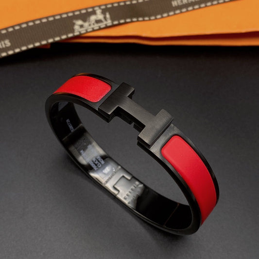 [⭐Aura]CLIC HM SO BLACK RED BRACELET